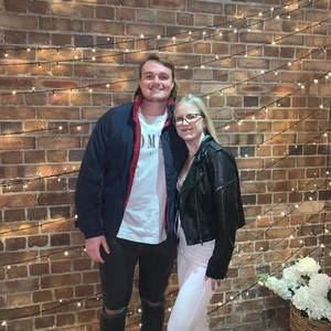 Meet your Posher, Paige